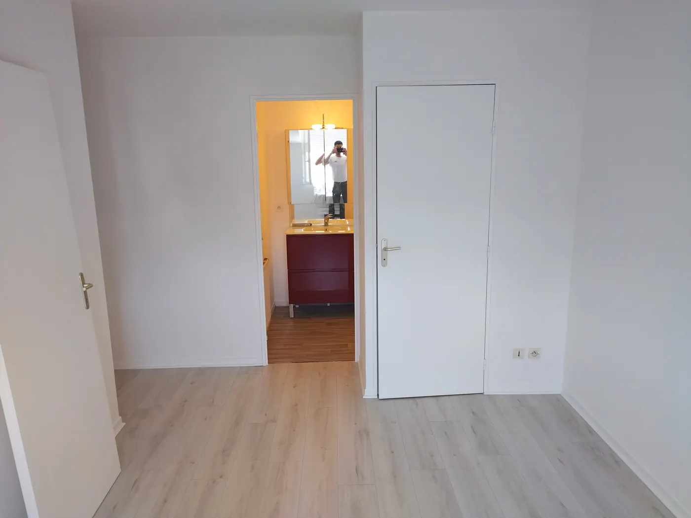 Chantier réalisé par Finition Peinture Bâtiment 63